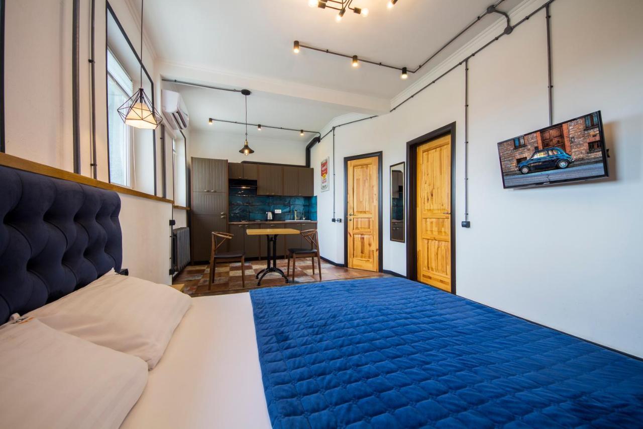 Cheap Apartament