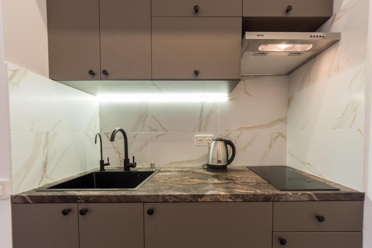 Cheap Apartment *