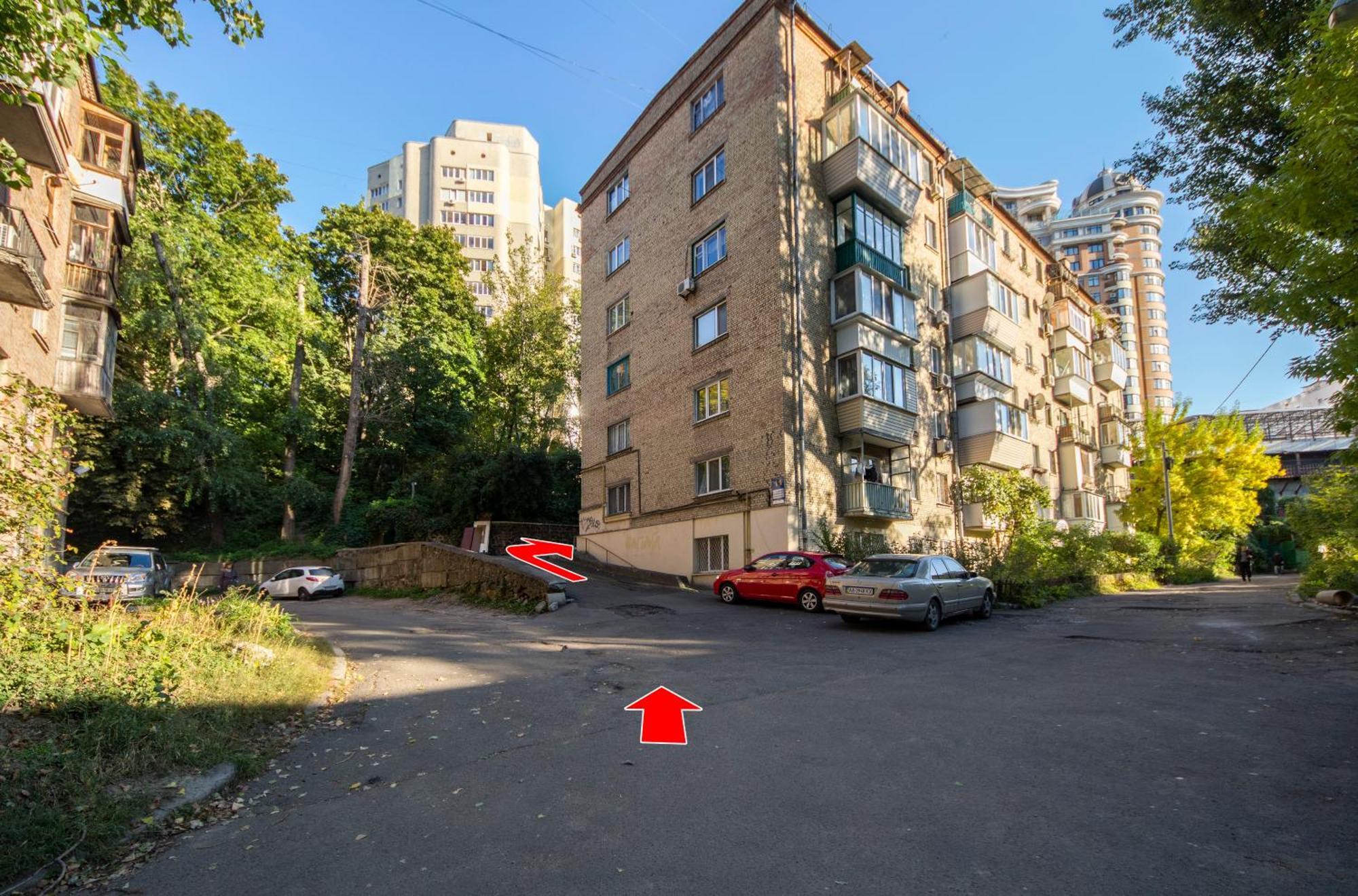 Cheap Apartament *