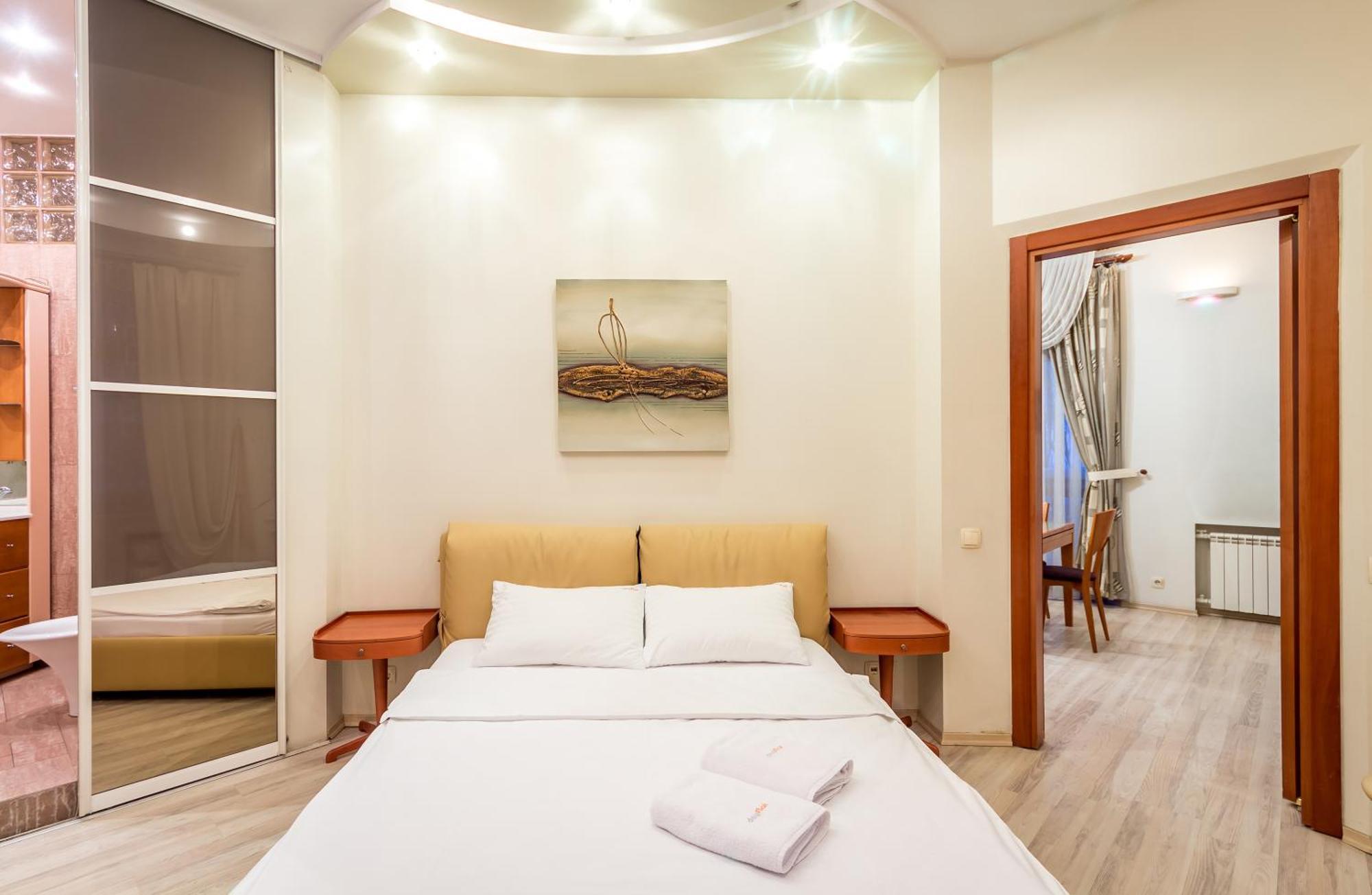 Cheap Apartament *